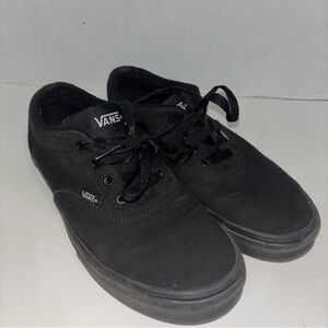 Vans Black on Black Lace up Sneakers Low Top Boys Size 5 youth